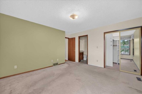 714 9 Avenue Se, High River, AB - Indoor Photo Showing Other Room