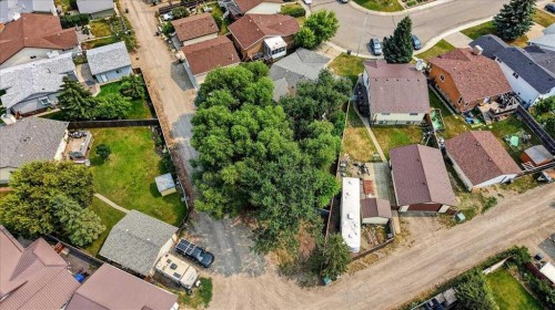 714 9 Avenue Se, High River, AB - Outdoor With View