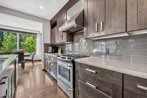 23 Cranarch Landing Se, Calgary, AB - Indoor Photo Showing Kitchen
