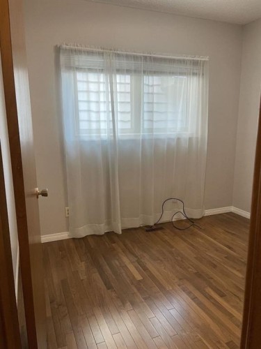 160 Hawkwood Way Nw, Calgary, AB - Indoor Photo Showing Other Room