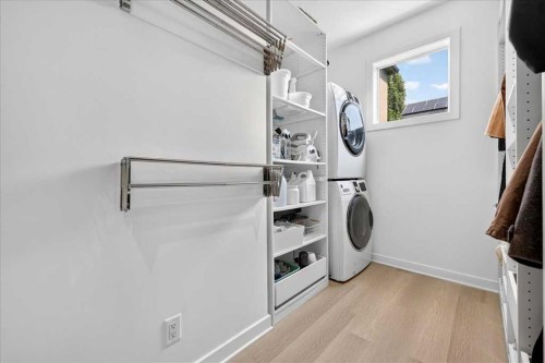 4 Quarry Landing Se, Calgary, AB - Indoor Photo Showing Laundry Room