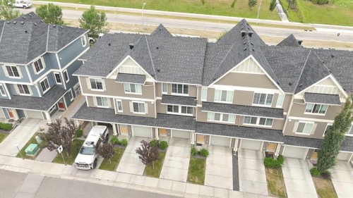 43 Kinlea Common Nw, Calgary, AB - Outdoor With Facade
