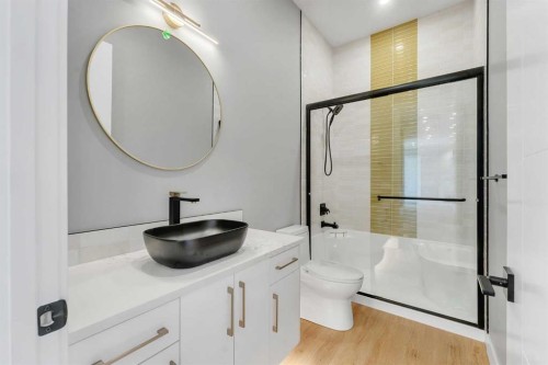 282 Muirfield Crescent, Lyalta, AB - Indoor Photo Showing Bathroom