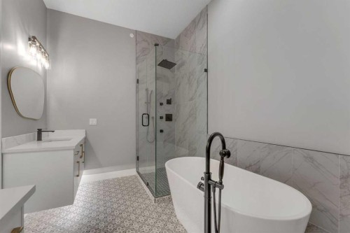 282 Muirfield Crescent, Lyalta, AB - Indoor Photo Showing Bathroom