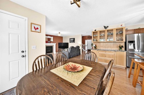 325 Luxstone Green Sw, Airdrie, AB - Indoor Photo Showing Dining Room