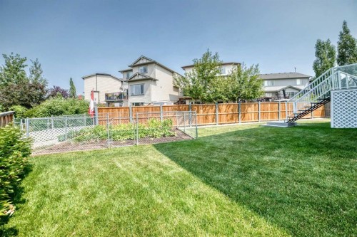 325 Luxstone Green Sw, Airdrie, AB - Outdoor