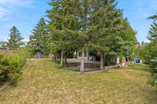 119 Strathbury Bay Sw, Calgary, AB - Outdoor