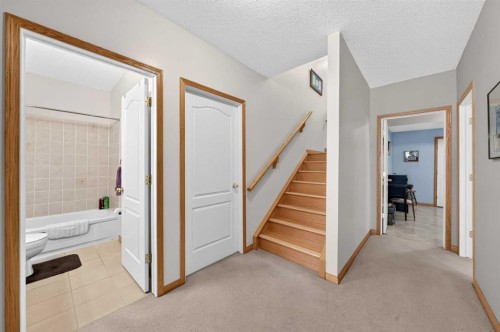 37 Scimitar Heath Nw, Calgary, AB - Indoor Photo Showing Other Room