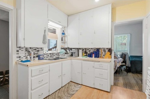 4737 48 Street, Olds, AB - Indoor Photo Showing Other Room