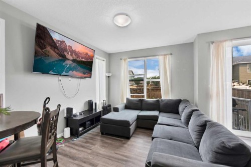 256 Auburn Glen Close Se, Calgary, AB - Indoor Photo Showing Living Room