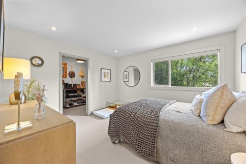1143 Sifton Boulevard Sw, Calgary, AB - Indoor Photo Showing Bedroom