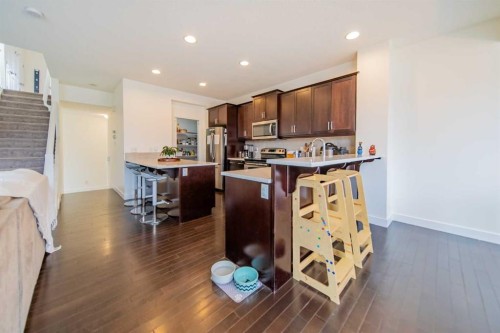 83 Auburn Glen Lane Se, Calgary, AB - Indoor Photo Showing Kitchen