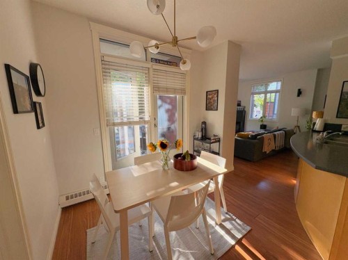 229-910 Centre Avenue Ne, Calgary, AB - Indoor Photo Showing Dining Room