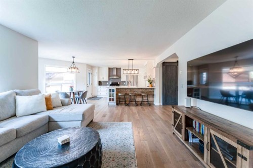 240 Willowmere Close, Chestermere, AB - Indoor Photo Showing Living Room