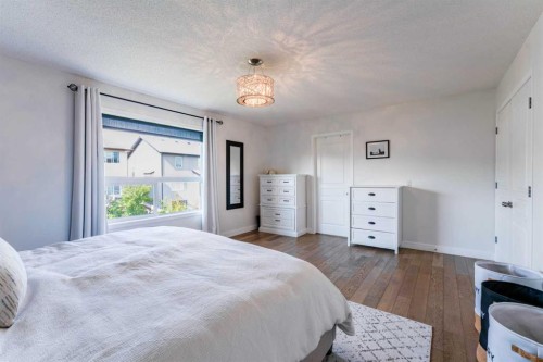 240 Willowmere Close, Chestermere, AB - Indoor Photo Showing Bedroom