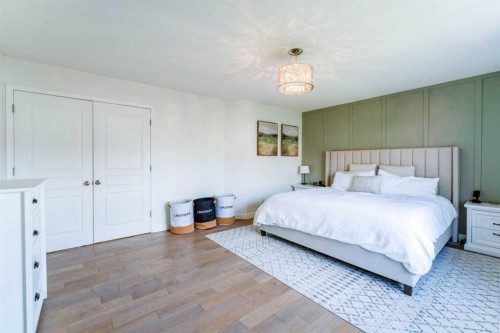 240 Willowmere Close, Chestermere, AB - Indoor Photo Showing Bedroom