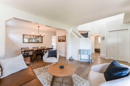 240 Willowmere Close, Chestermere, AB - Indoor Photo Showing Living Room