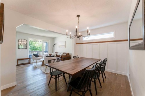 240 Willowmere Close, Chestermere, AB - Indoor Photo Showing Dining Room