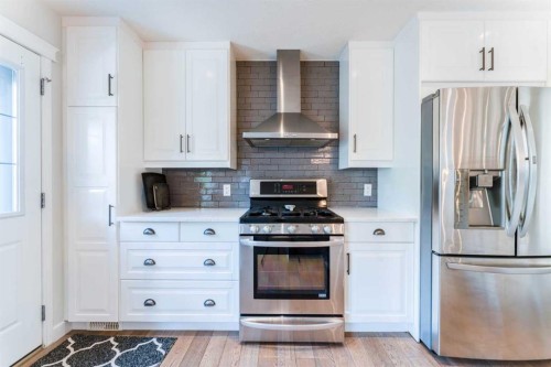 240 Willowmere Close, Chestermere, AB - Indoor Photo Showing Kitchen With Stainless Steel Kitchen