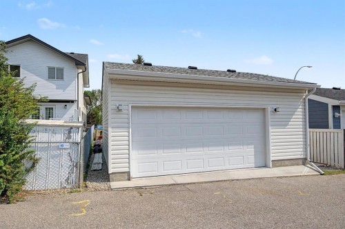 172 Coverton Circle Ne, Calgary, AB - Outdoor With Exterior