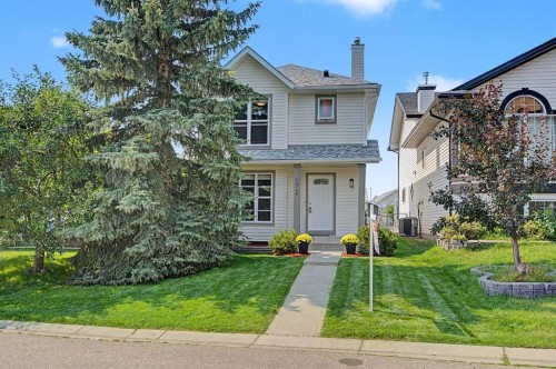 172 Coverton Circle Ne, Calgary, AB - Outdoor