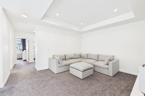 66 Legacy Glen Crescent Se, Calgary, AB - Indoor
