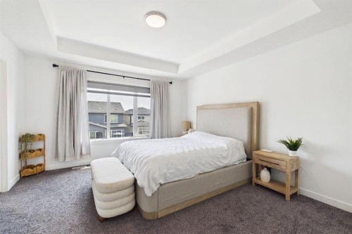 66 Legacy Glen Crescent Se, Calgary, AB - Indoor Photo Showing Bedroom