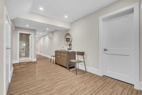 60 Massey Place Sw, Calgary, AB - Indoor Photo Showing Other Room
