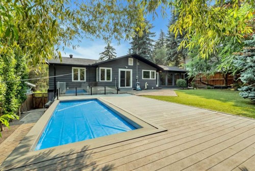 60 Massey Place Sw, Calgary, AB - Outdoor With In Ground Pool