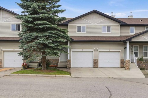 103-760 Railway Gate Sw, Airdrie, AB - Outdoor With Facade