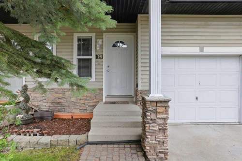 103-760 Railway Gate Sw, Airdrie, AB - Outdoor