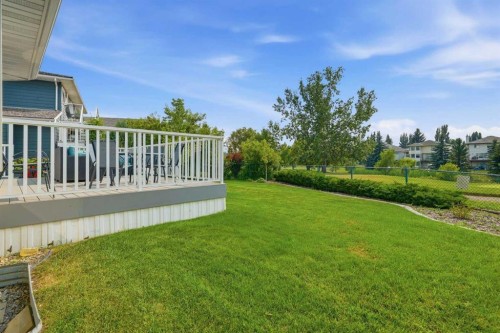122 Douglas Woods Hill Se, Calgary, AB - Outdoor