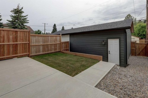 3337 41 Street Sw, Calgary, AB - Outdoor