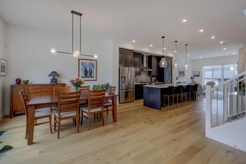 3337 41 Street Sw, Calgary, AB - Indoor Photo Showing Other Room