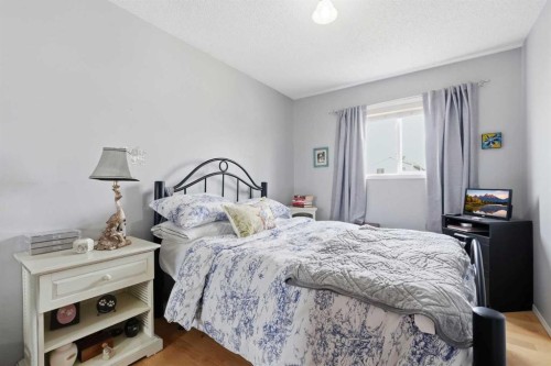 159 Applebrook Circle Se, Calgary, AB - Indoor Photo Showing Bedroom