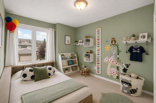377 Tuscany Valley View Nw, Calgary, AB - Indoor Photo Showing Bedroom