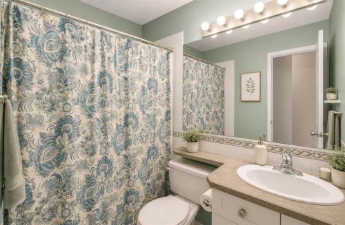 377 Tuscany Valley View Nw, Calgary, AB - Indoor Photo Showing Bathroom