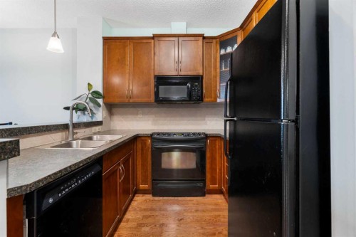 310-25 Prestwick Drive Se, Calgary, AB 