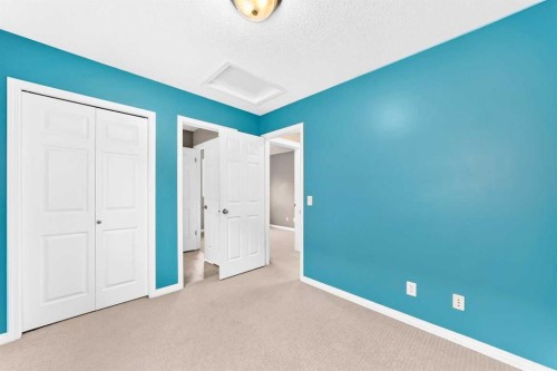 133 Prestwick Heights Se, Calgary, AB - Indoor Photo Showing Other Room