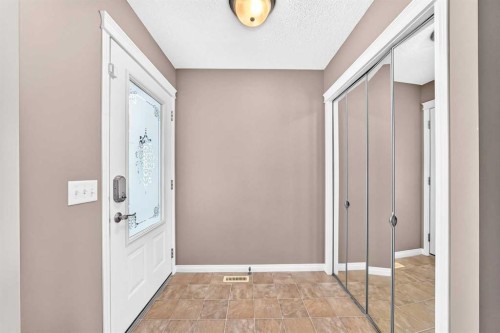 133 Prestwick Heights Se, Calgary, AB - Indoor Photo Showing Other Room
