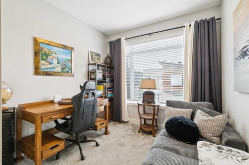 17 Royal Elm Green Nw, Calgary, AB - Indoor