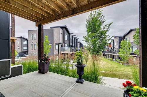 17 Royal Elm Green Nw, Calgary, AB - Outdoor With Deck Patio Veranda With Exterior