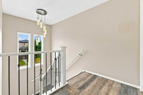 73 Legacy Common Se, Calgary, AB - Indoor Photo Showing Other Room