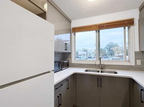 49-5425 Pensacola Crescent Se, Calgary, AB 