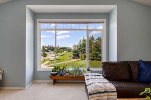 5 Brightonstone Grove Se, Calgary, AB - Indoor Photo Showing Living Room