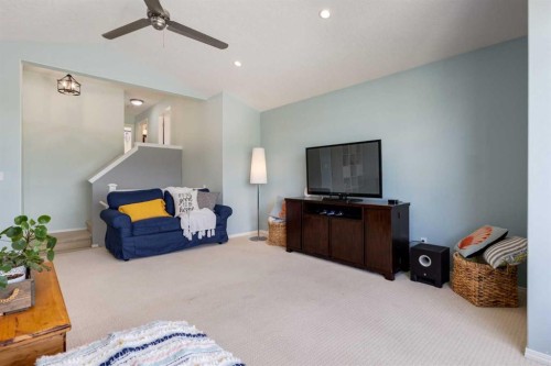 5 Brightonstone Grove Se, Calgary, AB - Indoor