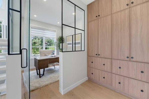 4612 Grove Hill Road Sw, Calgary, AB 