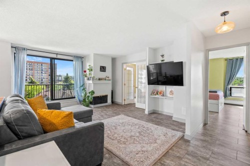 505-1334 14 Avenue Sw, Calgary, AB - Indoor Photo Showing Dining Room