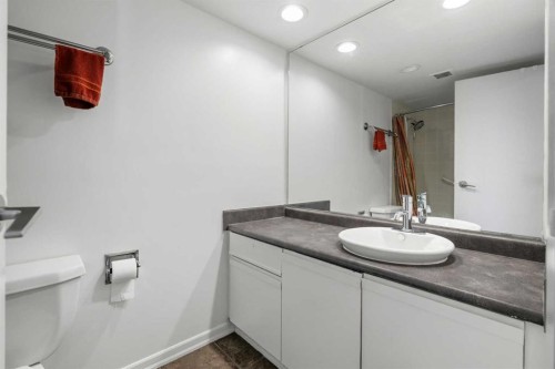 505-1334 14 Avenue Sw, Calgary, AB - Indoor Photo Showing Bedroom