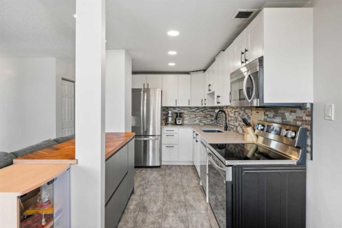505-1334 14 Avenue Sw, Calgary, AB - Outdoor With Facade